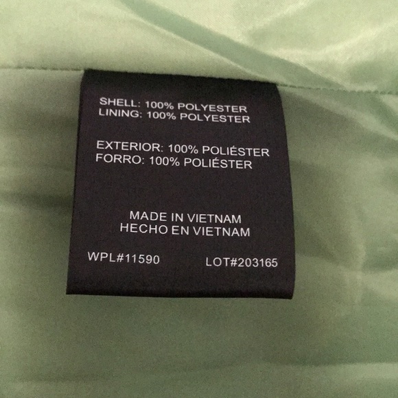 Weatherproof rain coat - Picture 6 of 6